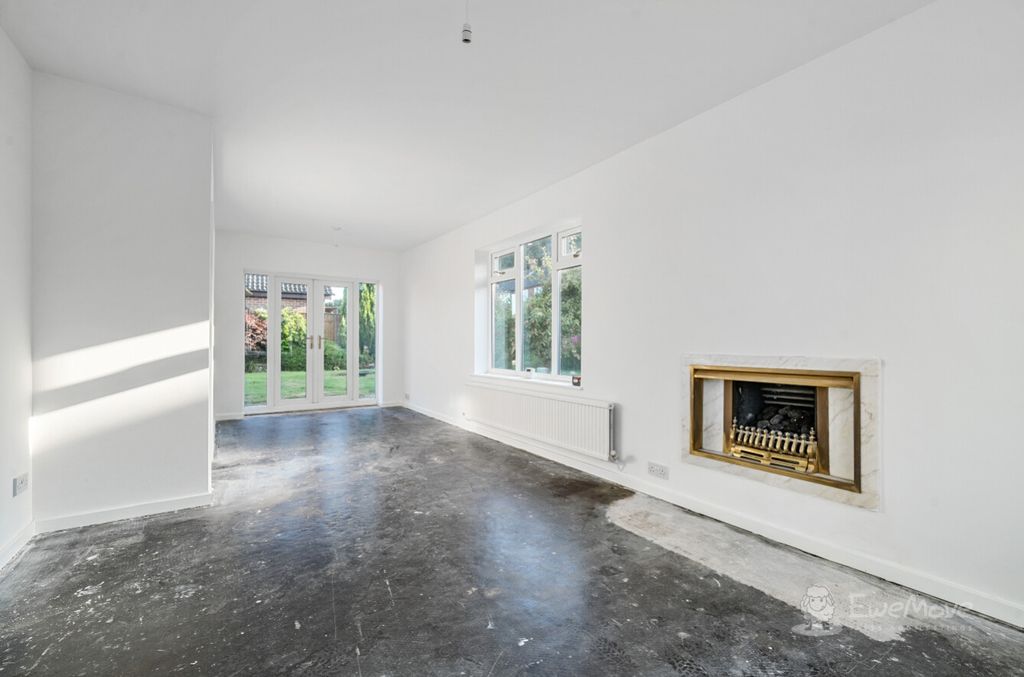 Property photo 2 of 9 2