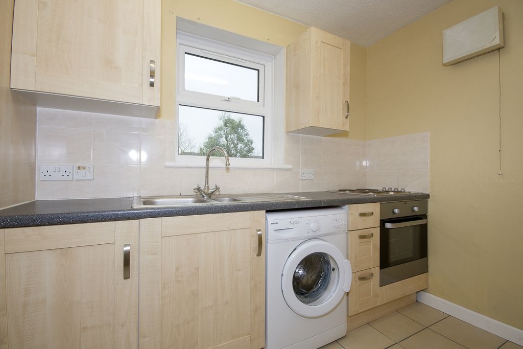 Property photo 2 of 8 Image (108)