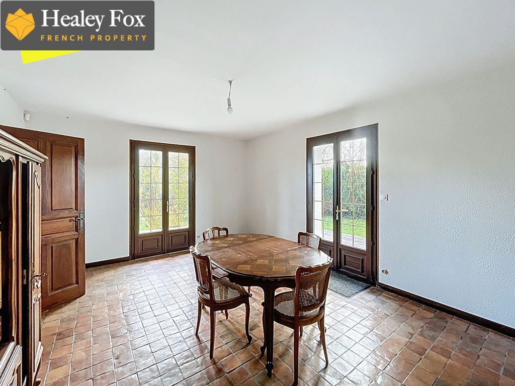 Property photo 3 of 18