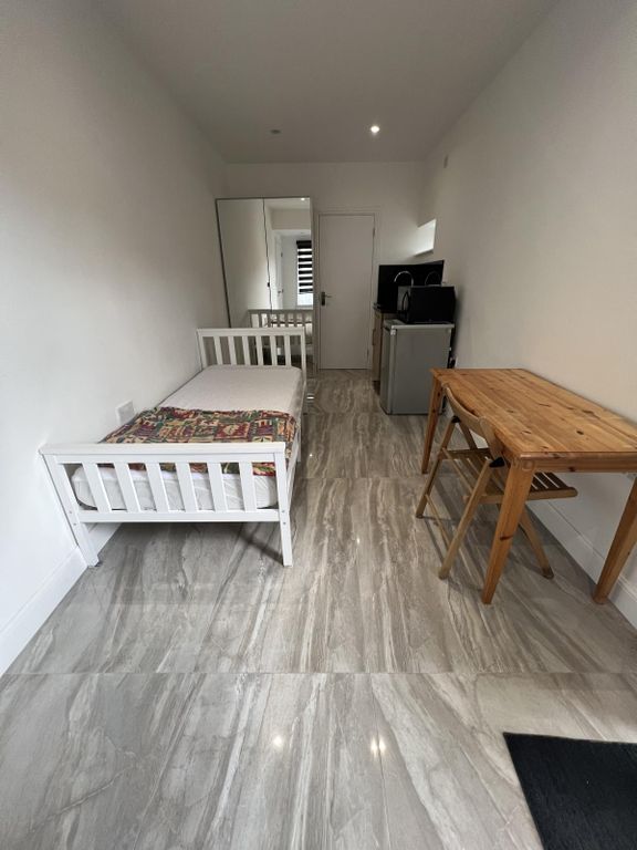 Property photo 3 of 23 Gallery