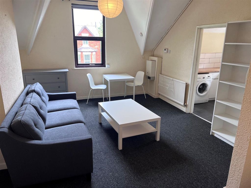 Property photo 3 of 10 1.Jpg