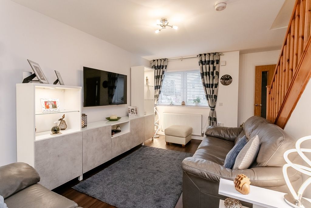 Property photo 3 of 30