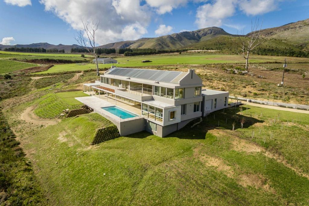 Property photo 1 of 36 Hf1612399