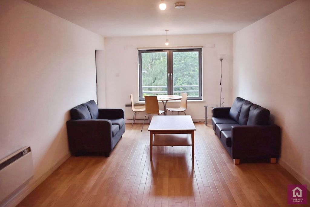 Property photo 1 of 13 Pbox-Img.Jpg