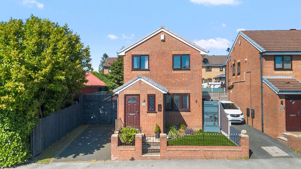 Property photo 1 of 24