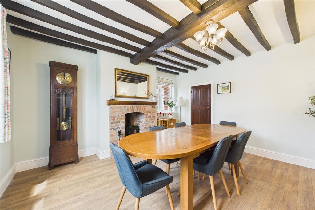 Property photo 3 of 28 Dining Room