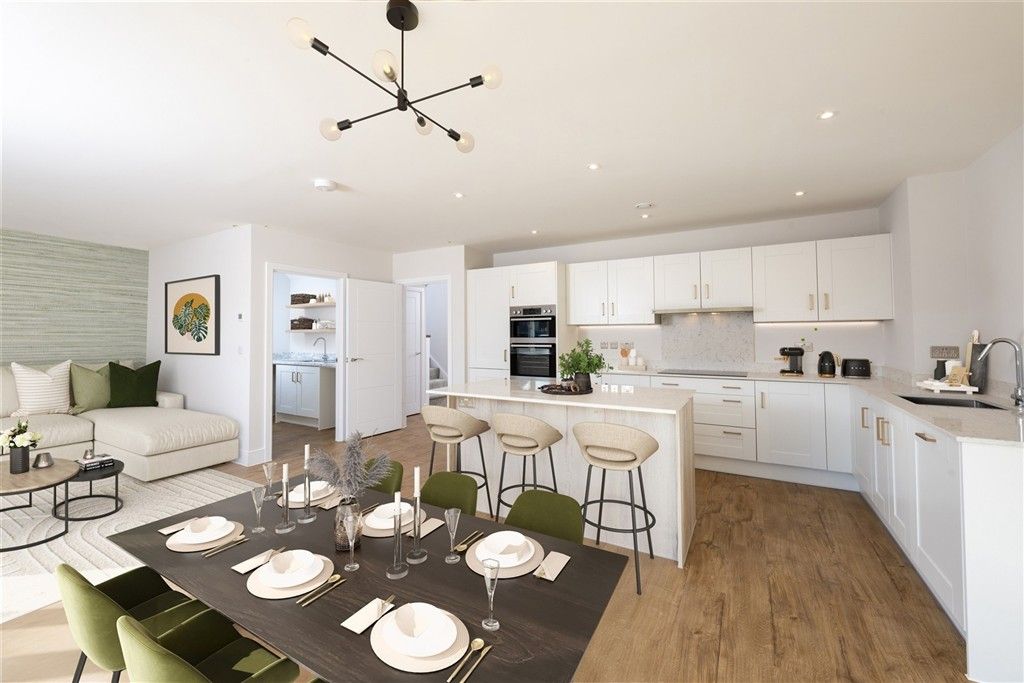 Property photo 1 of 10 Kitchen Diner Family Staged