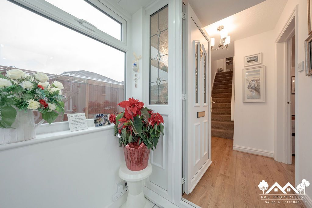 Property photo 3 of 26