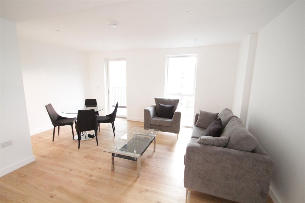 Property photo 1 of 12 Reception Room