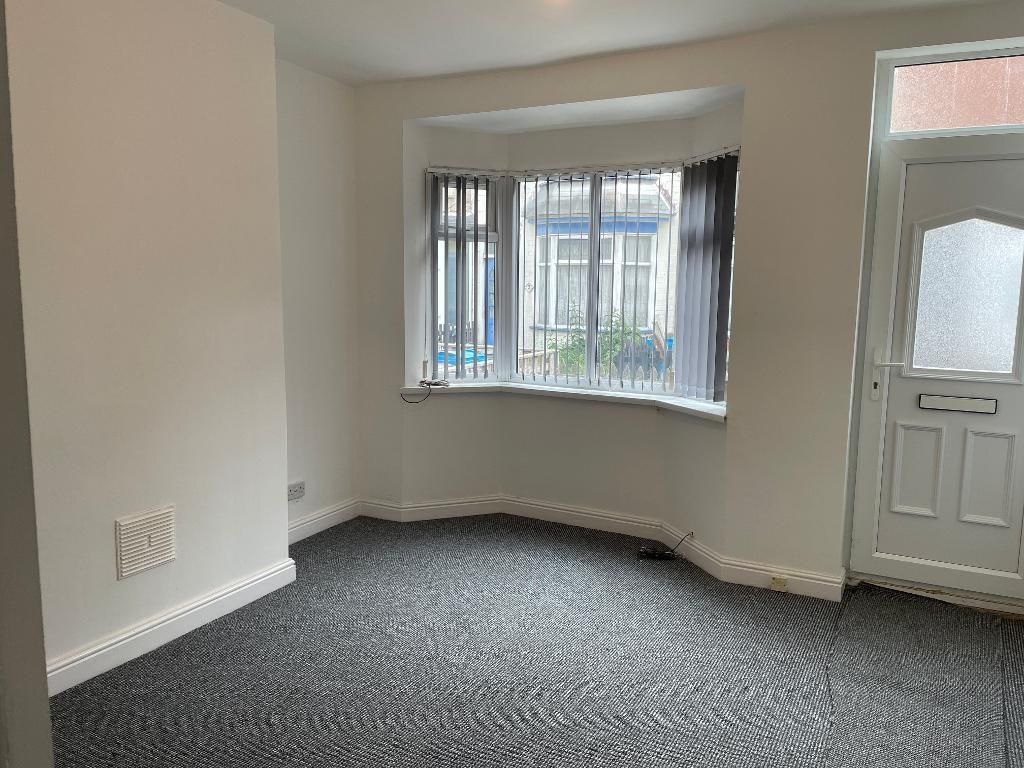Property photo 2 of 7 Lounge