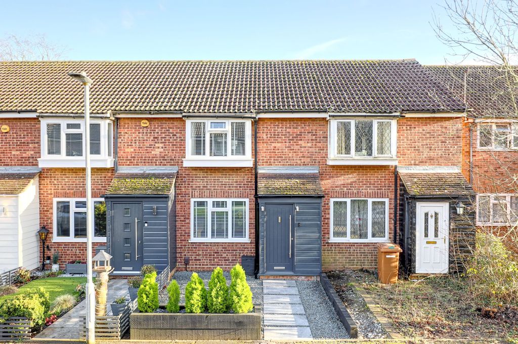 Property photo 1 of 11