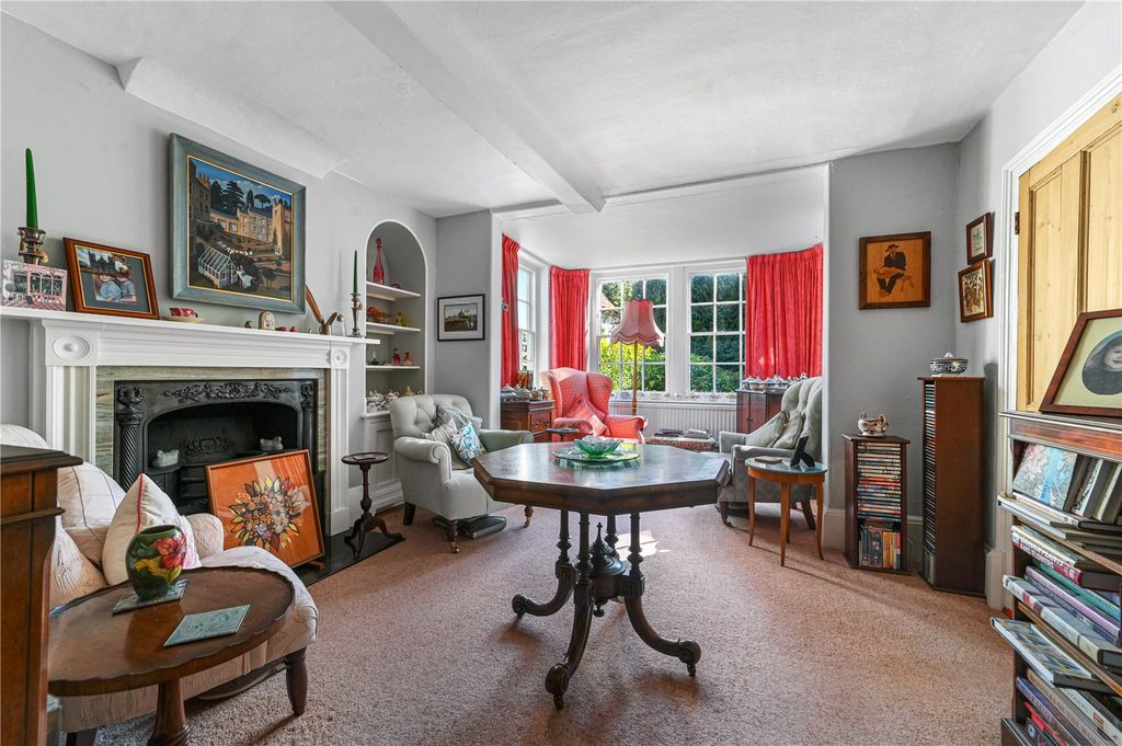 Property photo 2 of 29 Sitting Room