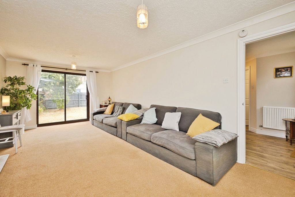Property photo 3 of 48 Pbox-Img.Jpg