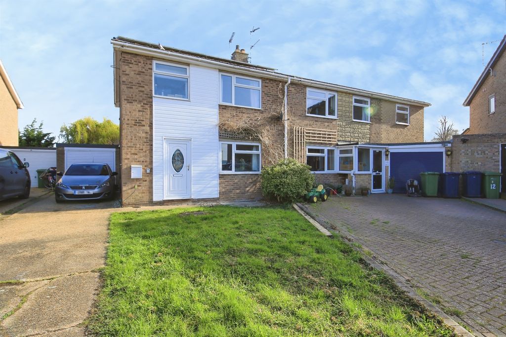 Property photo 1 of 12