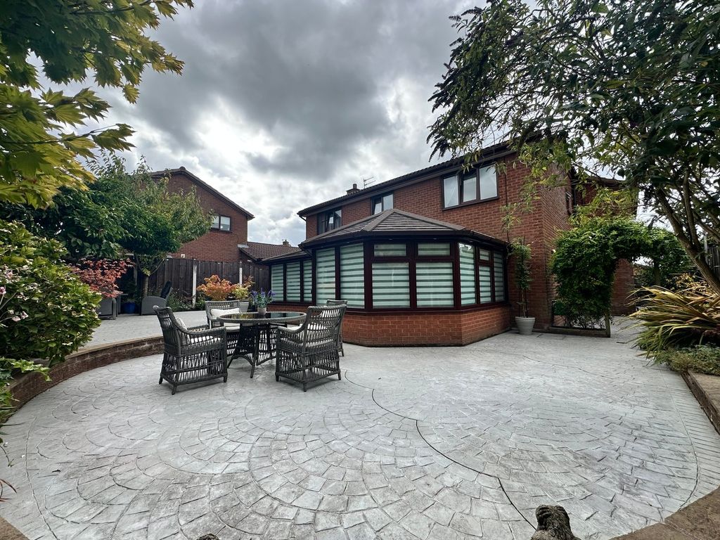 Property photo 2 of 24