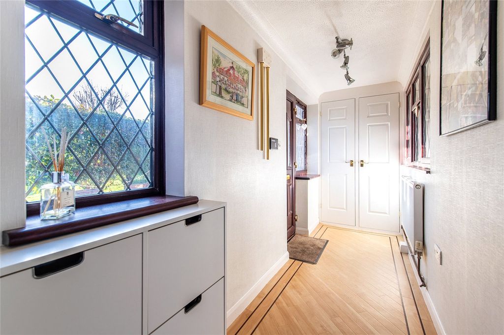 Property photo 3 of 35 Picture No. 05