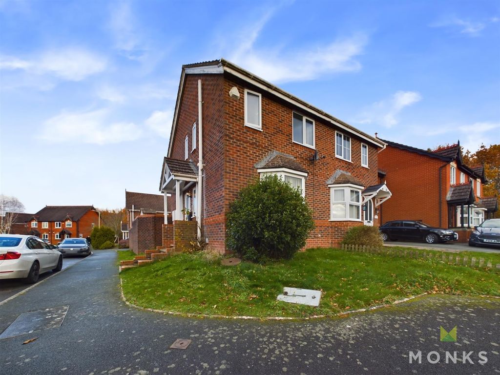Property photo 1 of 12 Cam01420G0-Pr0176-Still014.Jpg