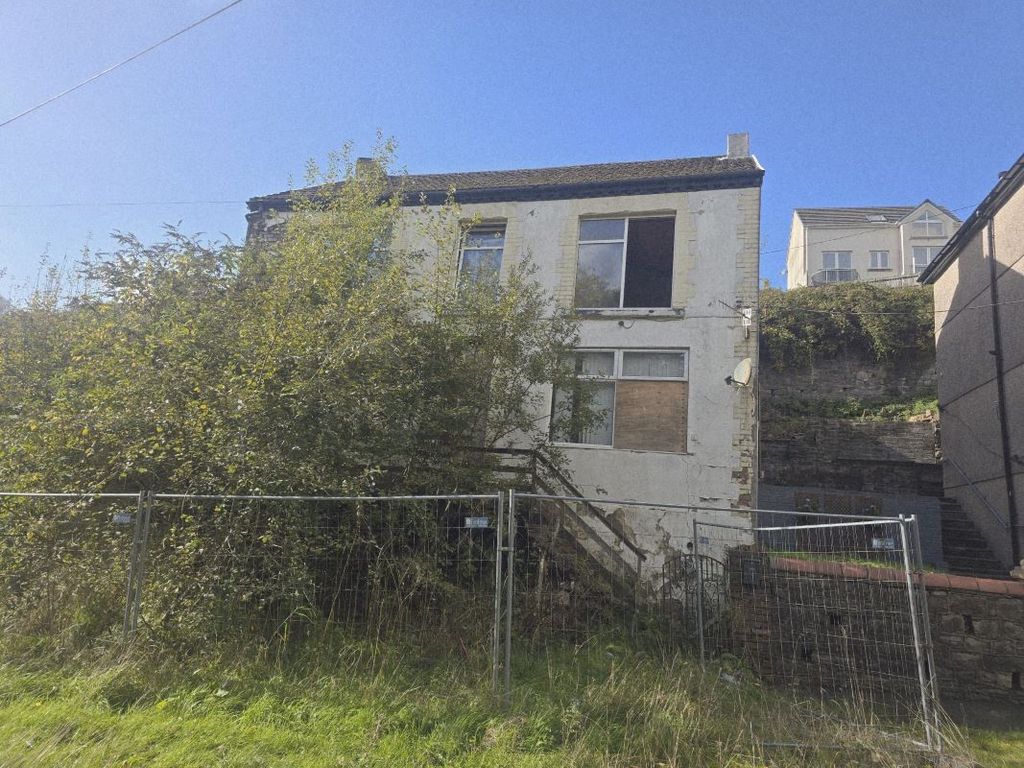 Property photo 1 of 1