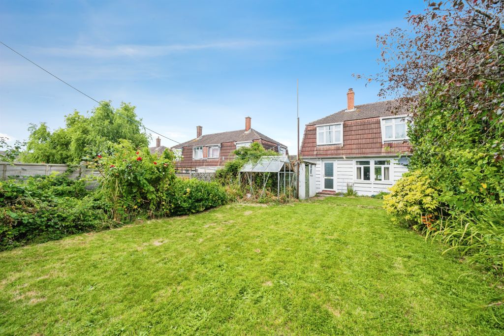 Property photo 2 of 18