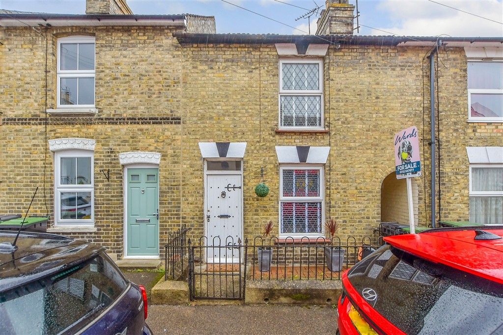 Property photo 3 of 8 External (Web)