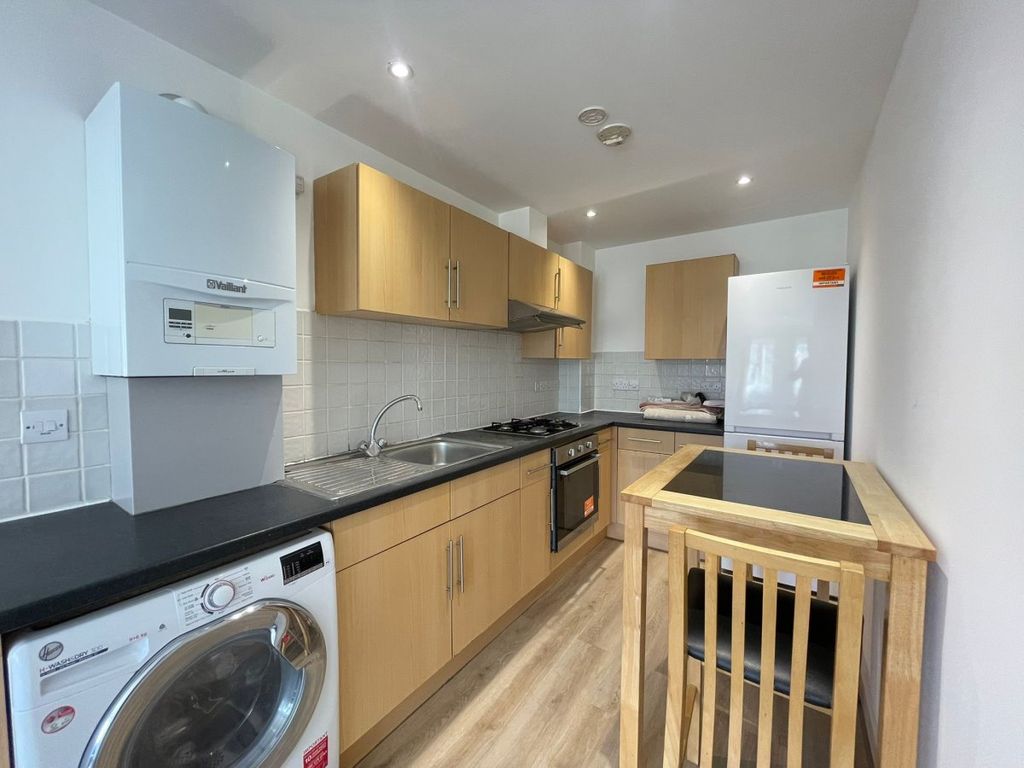 Property photo 3 of 13