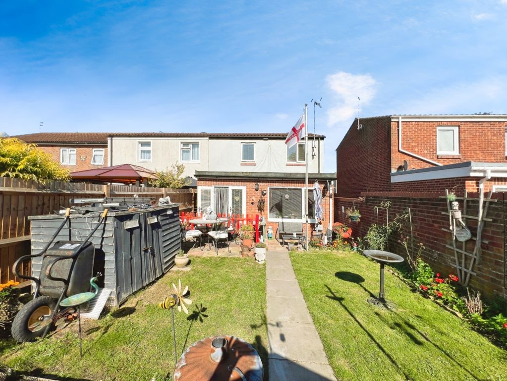 Property photo 1 of 11