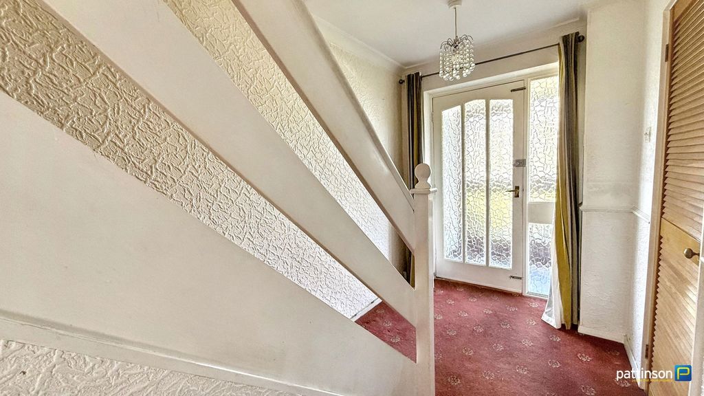 Property photo 3 of 22