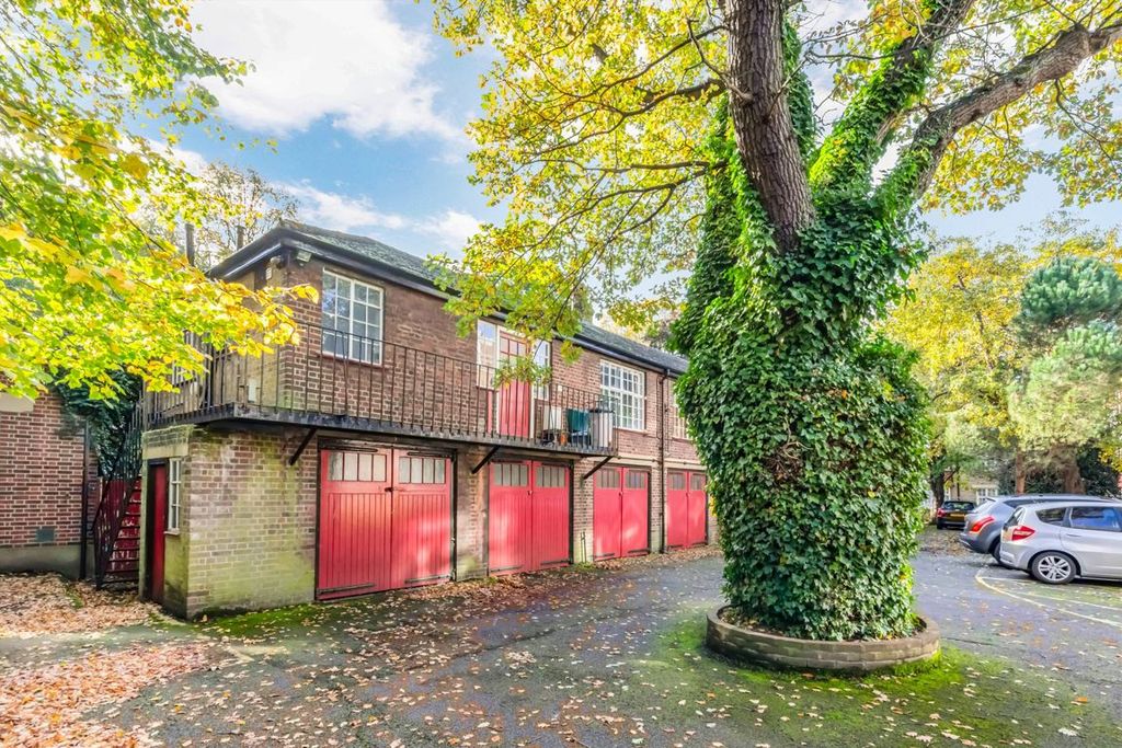 Property photo 1 of 5