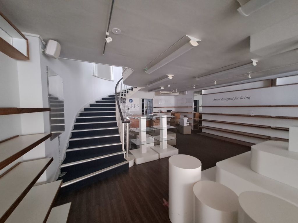 Property photo 3 of 7 Photo 11