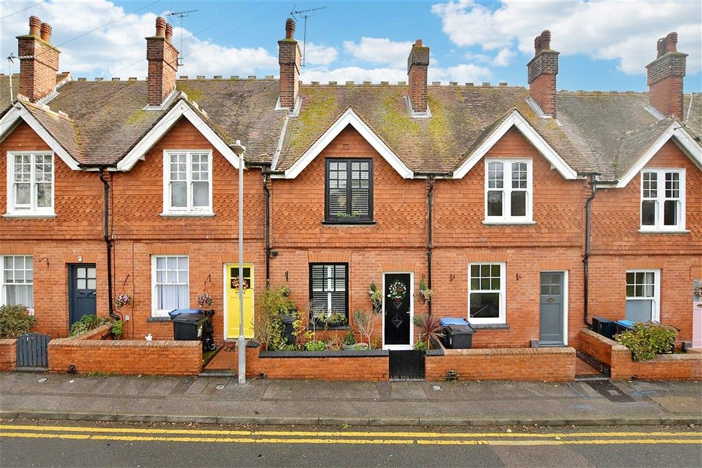 Property photo 1 of 10 External (Web)