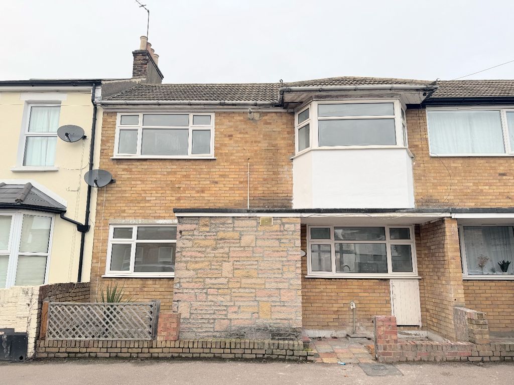 Property photo 1 of 10 4792860