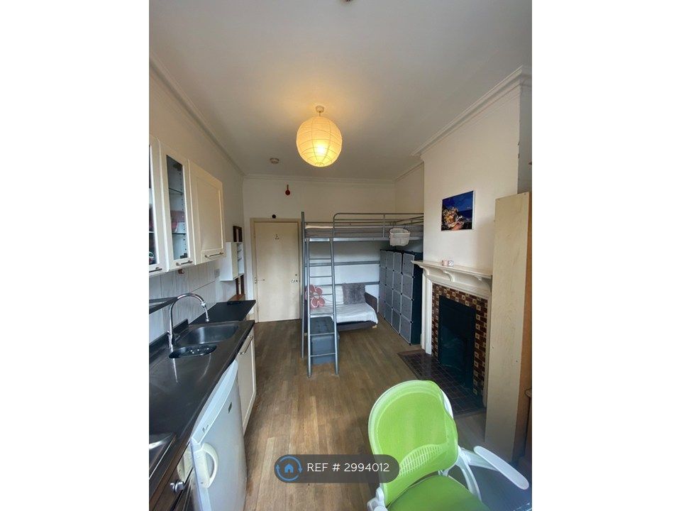 Property photo 1 of 4