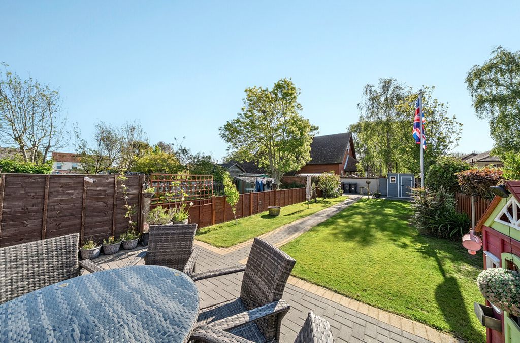 Property photo 1 of 10 1450813-16-69Efbb...