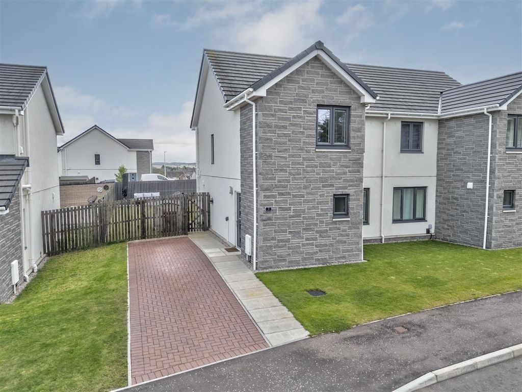 Property photo 1 of 24 3 Greenhill Crescent Dundee-23.Jpg