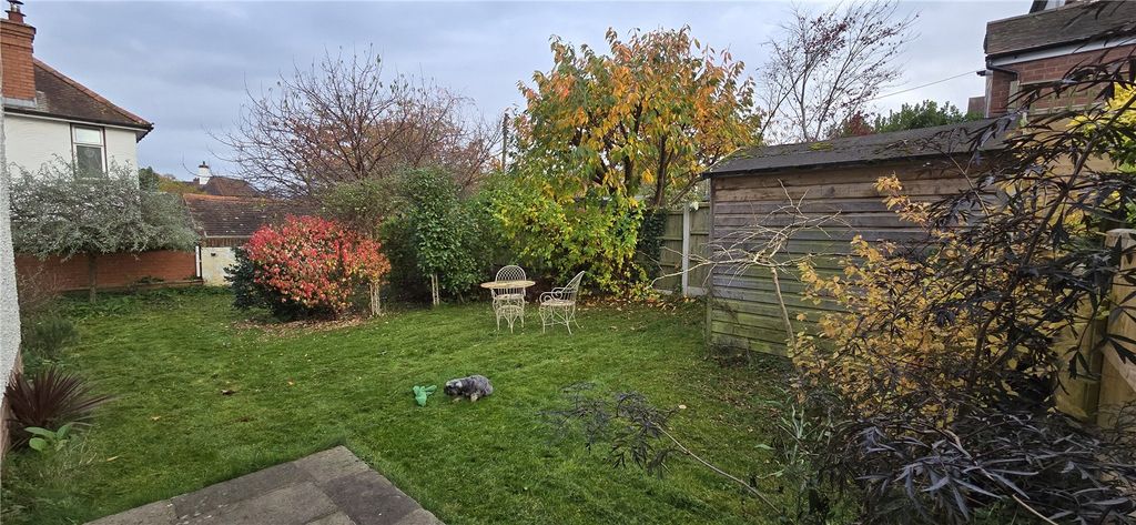 Property photo 3 of 17 Picture No. 01