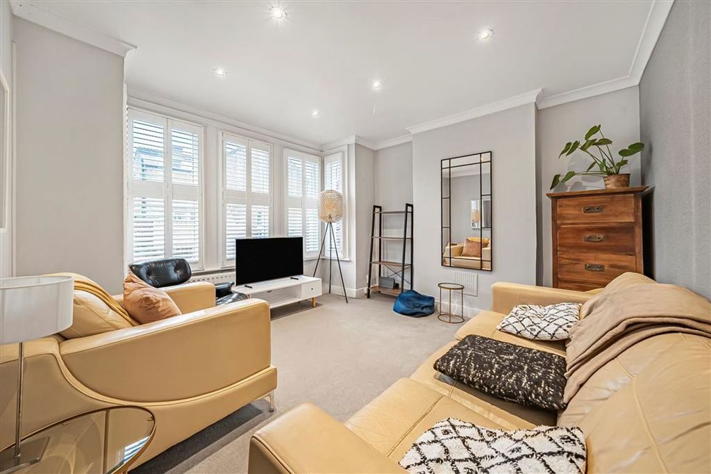 Property photo 2 of 5