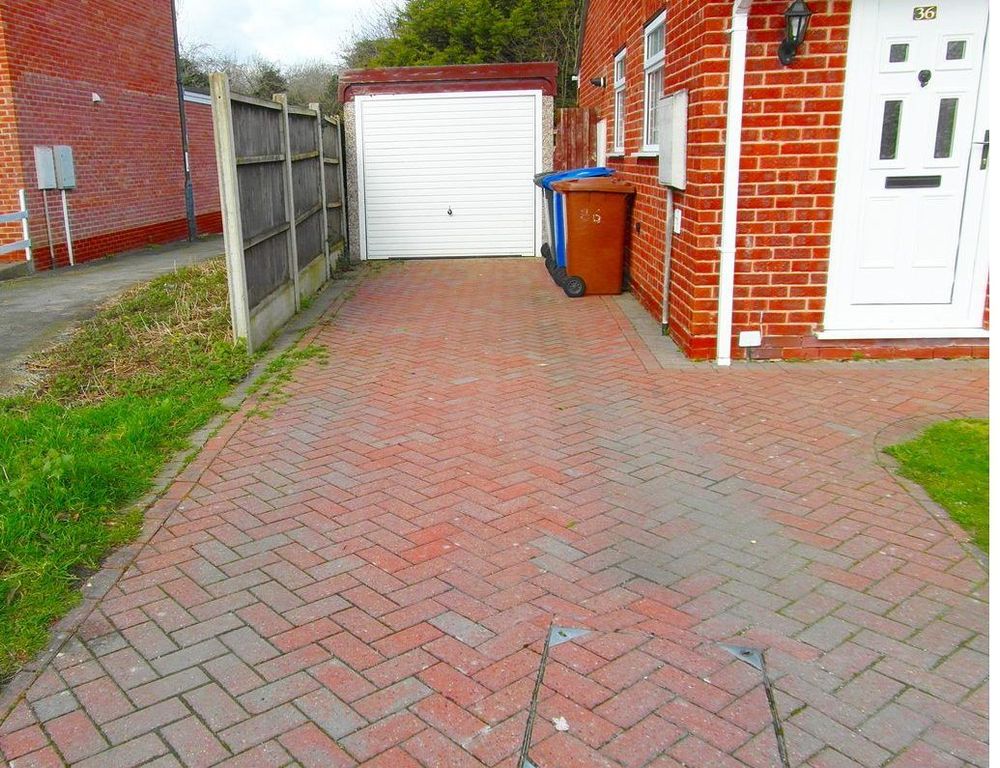 Property photo 2 of 17