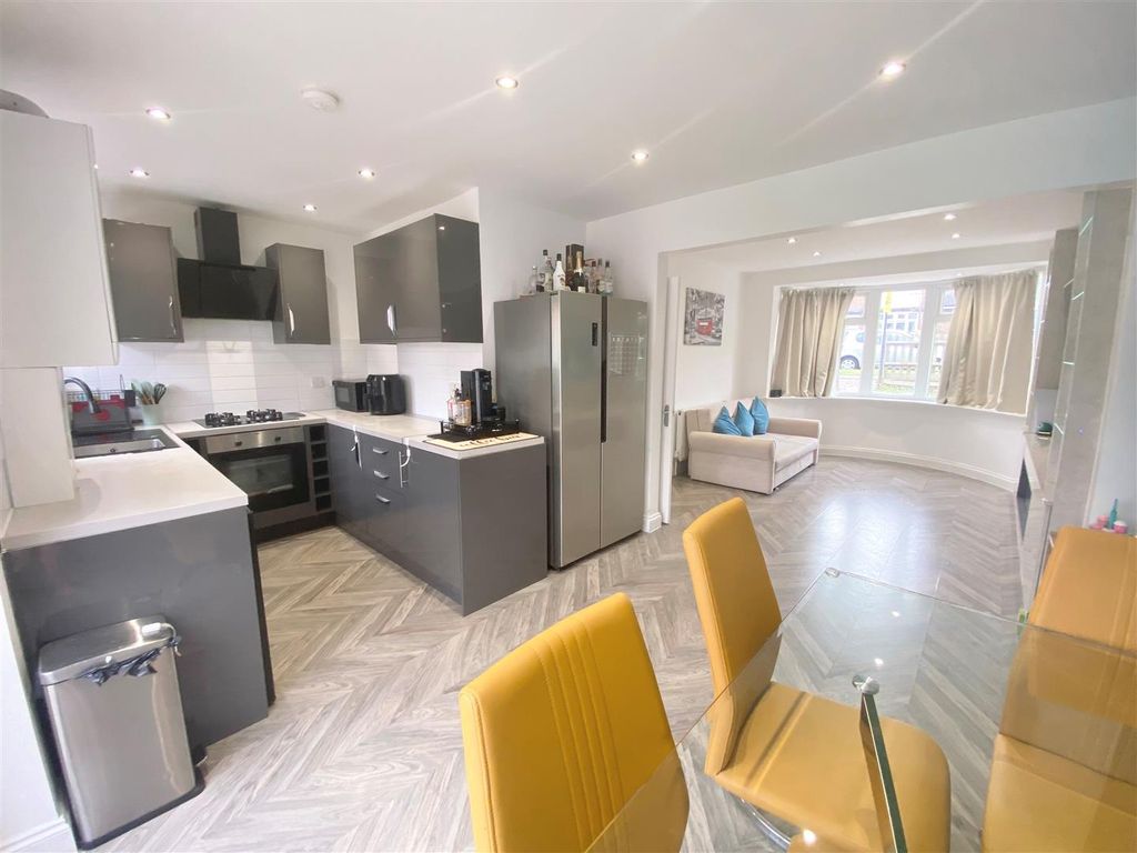 Property photo 2 of 13 2.Jpg