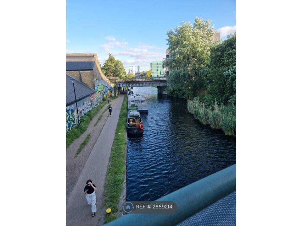 Property photo 2 of 25