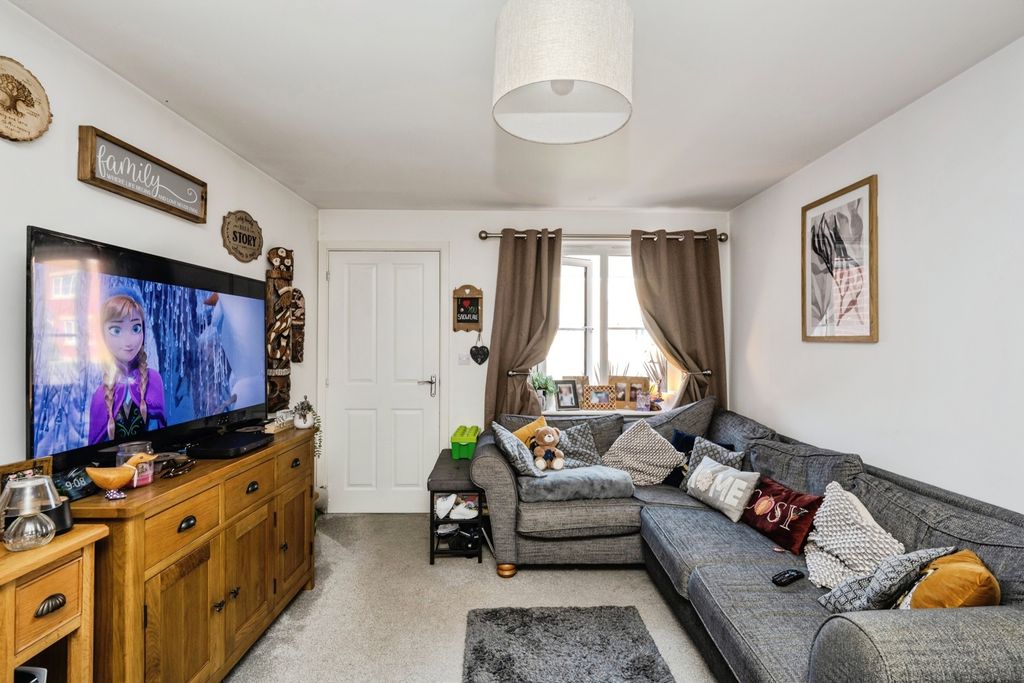 Property photo 2 of 19 Pbox-Img.Jpg