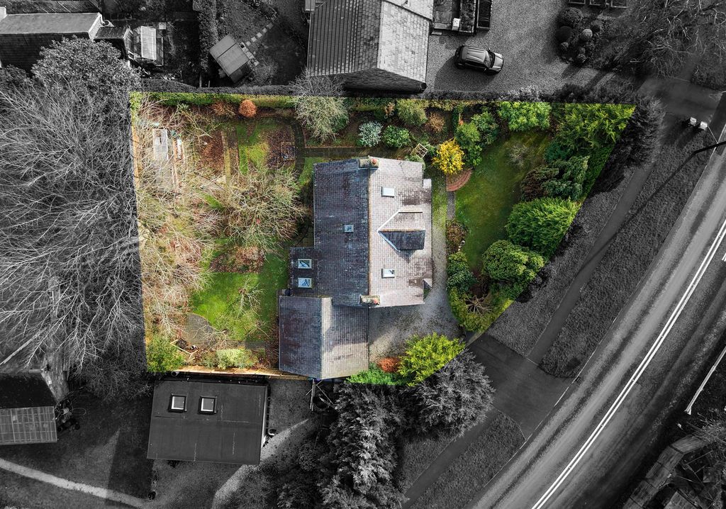 Property photo 2 of 24