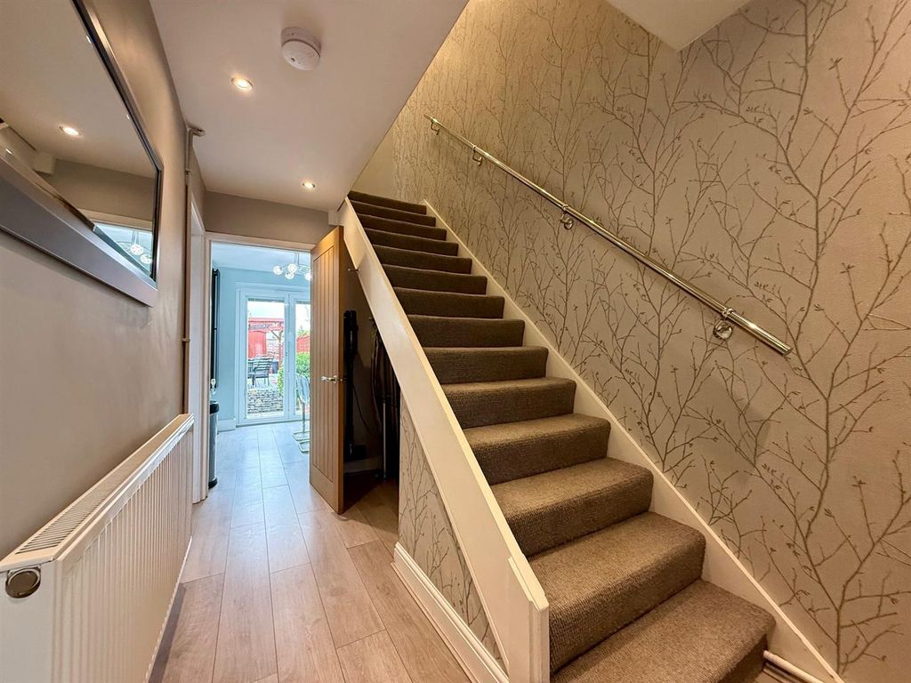 Property photo 2 of 14 2.Jpg