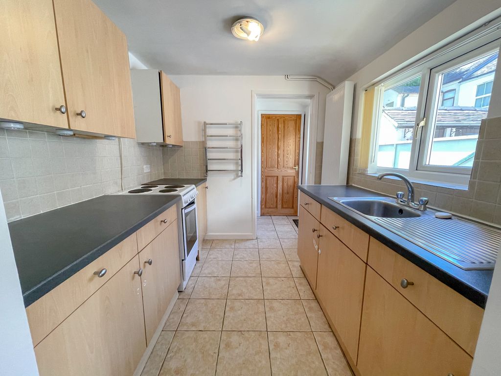 Property photo 2 of 12 Img_0286