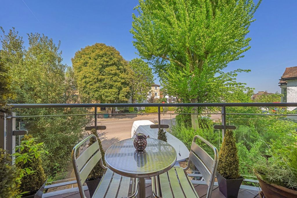 Property photo 2 of 15 Terrace.Jpg