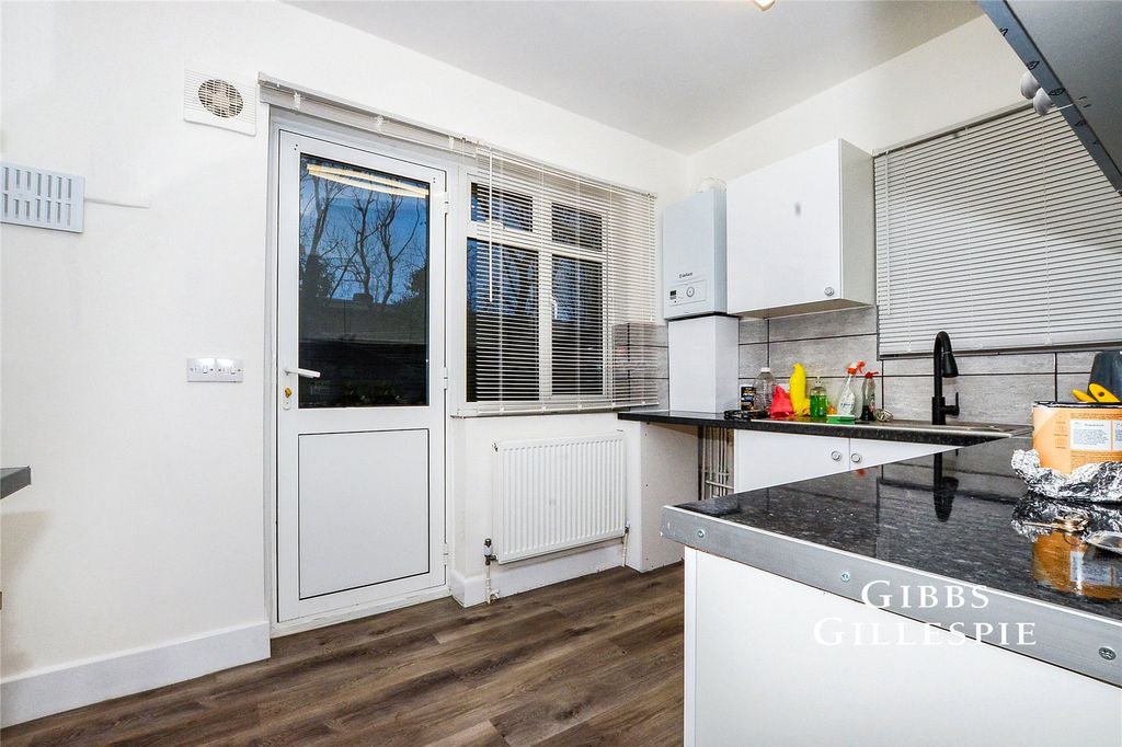 Property photo 2 of 11 Picture No. 07