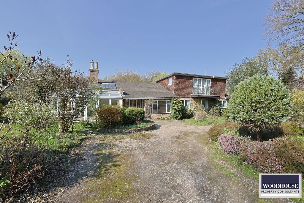 Property photo 1 of 31
