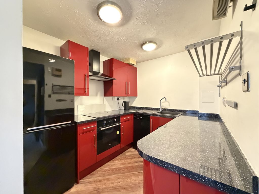 Property photo 2 of 13 Img_4557