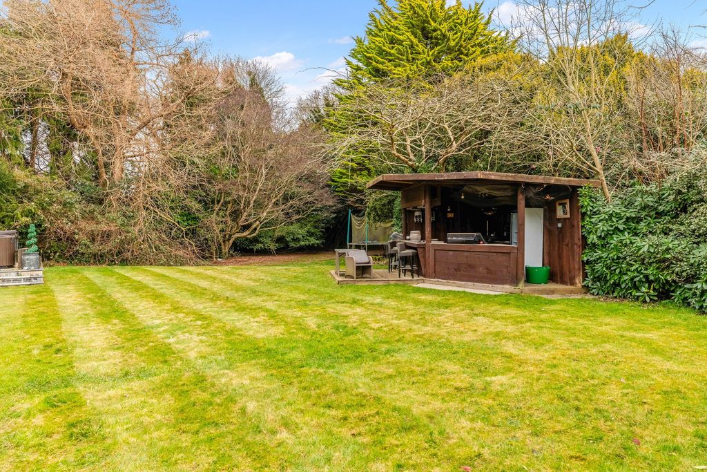 Additional image 23 of 5 bed detached house for saleStation Road, Lingfield RH7