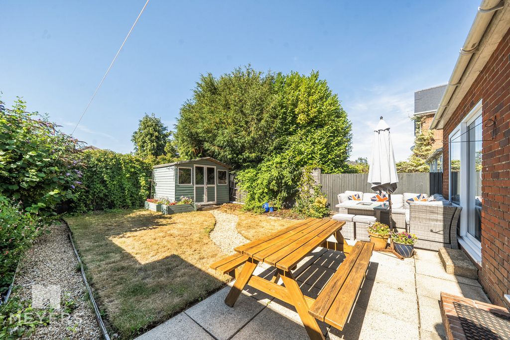 Property photo 3 of 16