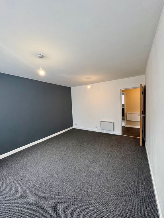 Additional image 8 of 3 bed flat to rentThe Cross, Neston CH64